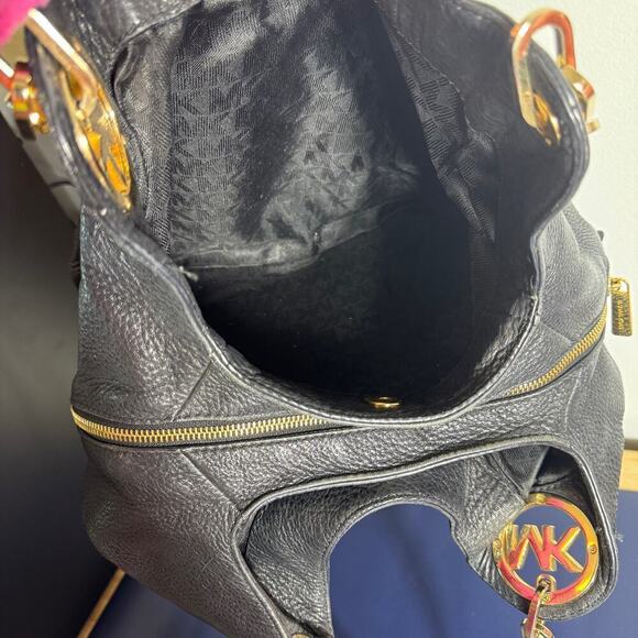 Michael Kors Fulton Large Shoulder Tote Bag - Picture 7 of 8